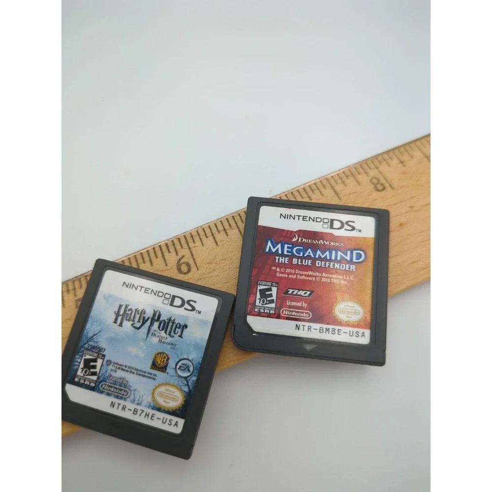 Harry Potter Deathly Hallows MEGAMIND Blue‎ Defender for Nintendo DS Lot of 2